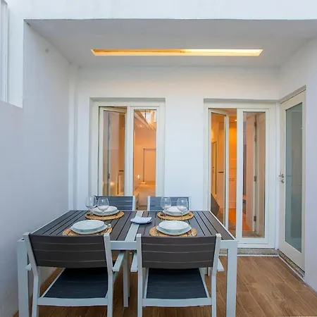 Wonderful Duplex W Private Patio & Ac By Lovelystay Apartamento *