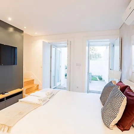 Wonderful Duplex W Private Patio & Ac By Lovelystay