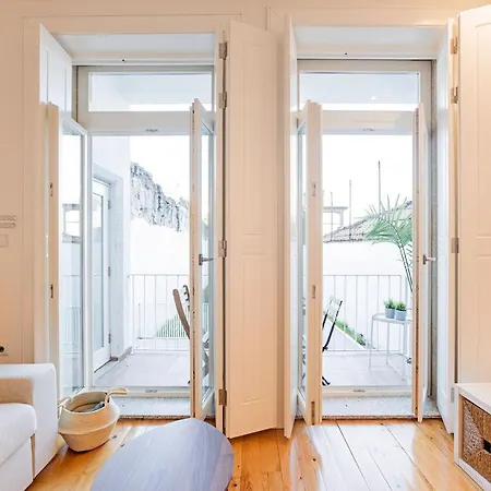 Apartment Wonderful Duplex W Private Patio & Ac By Lovelystay