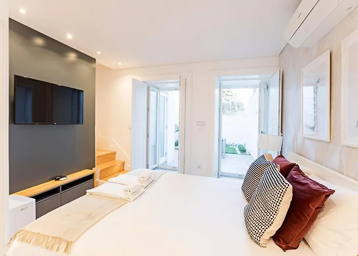 Wonderful Duplex W Private Patio & Ac By Lovelystay